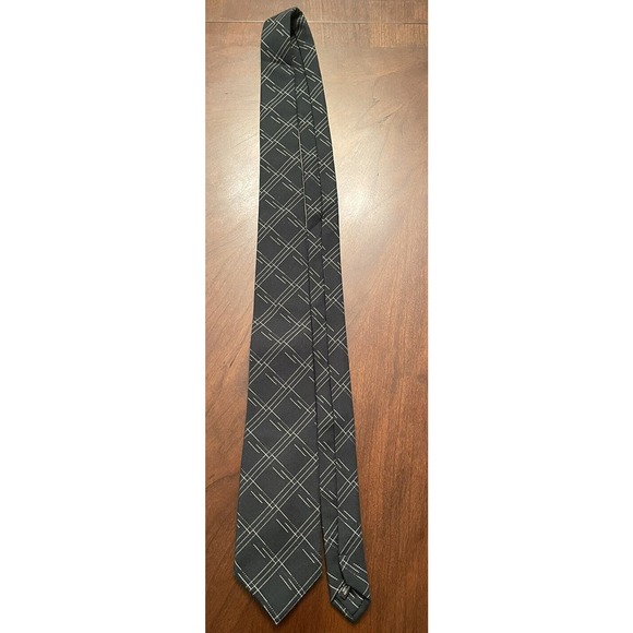 Ties.com Hand Made Men’s Neck Tie - Picture 3 of 7